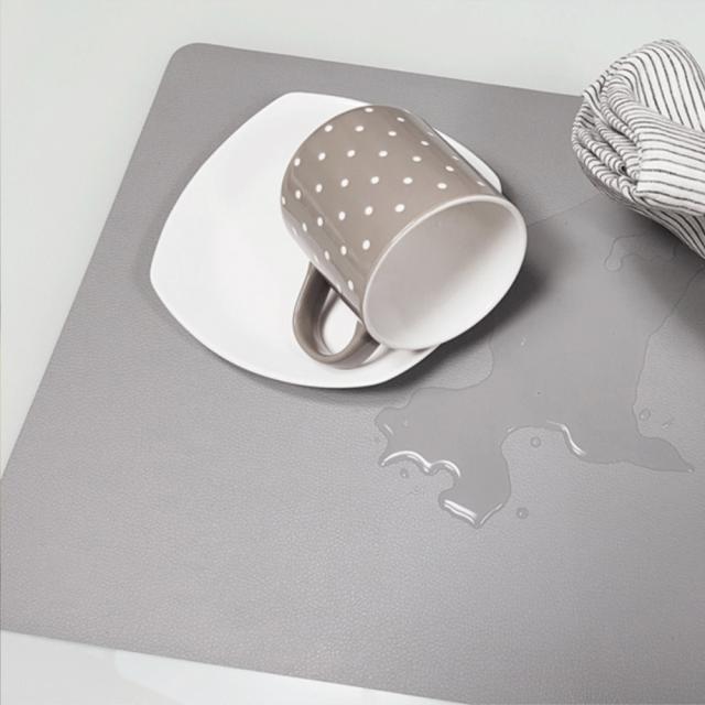 모던감 북유럽 방수 가죽질감 식탁매트 4p 베이지 45 X 33 Cm