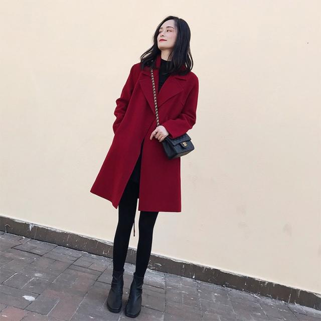 여자울코트 레드 울 코트 2019겨울옷 미들롱타입 끈이있는 허리조임 날씬해보이는 분위기있는 미지물외투