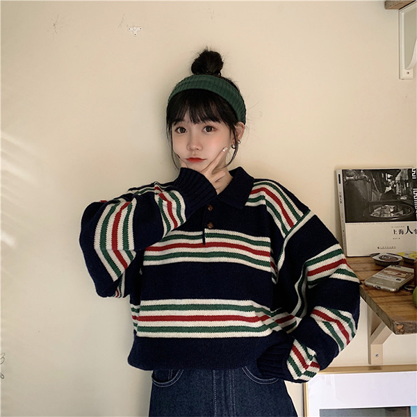 퀸앤조이 스트라이프 폴로넥 숏 니트 스웨터