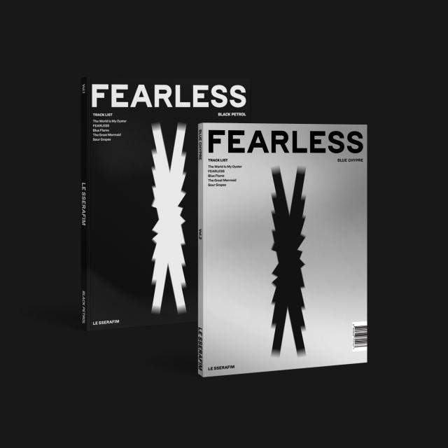 [버전 3종] 르세라핌 피어리스 미니 1집 앨범 LE SSERAFIM FEARLESS, Blue chypre(하양)