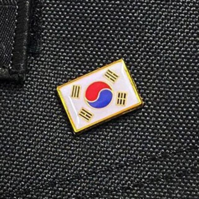 태극기 뱃지 소 뱃지 선물