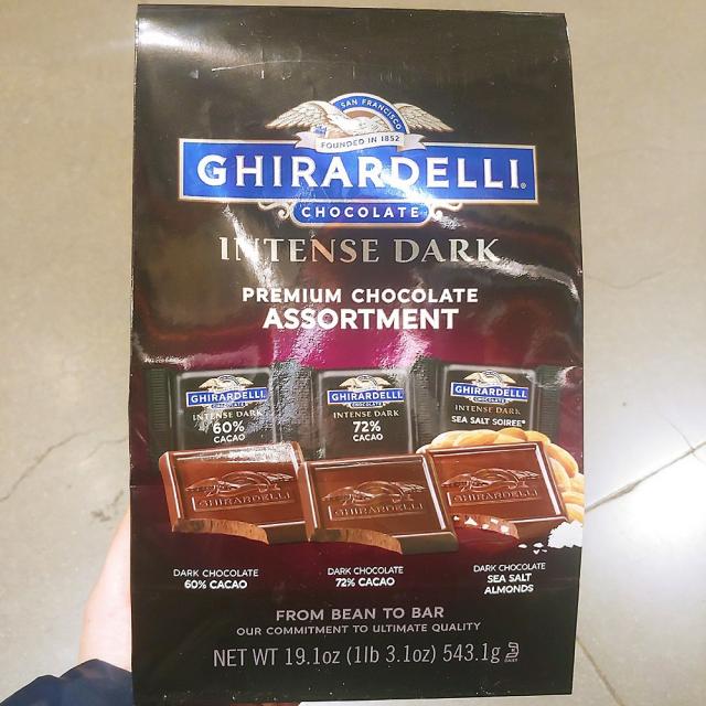 Ghirardelli 기라델리 인텐스 다크 스퀘어 초콜릿 543g 다크초콜릿 부모님 친구 선생님 동료 선물 간식