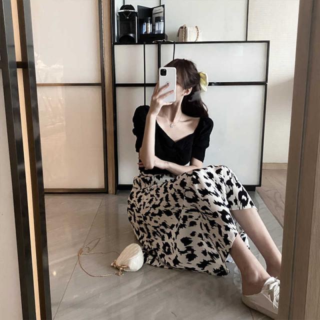 Jun.11 26번 빅 사이즈 여성 여름룩 스타일링 닷컴 레드 커리어 스팟 2종 세트 스커트 서양식연령이 감소하다Z