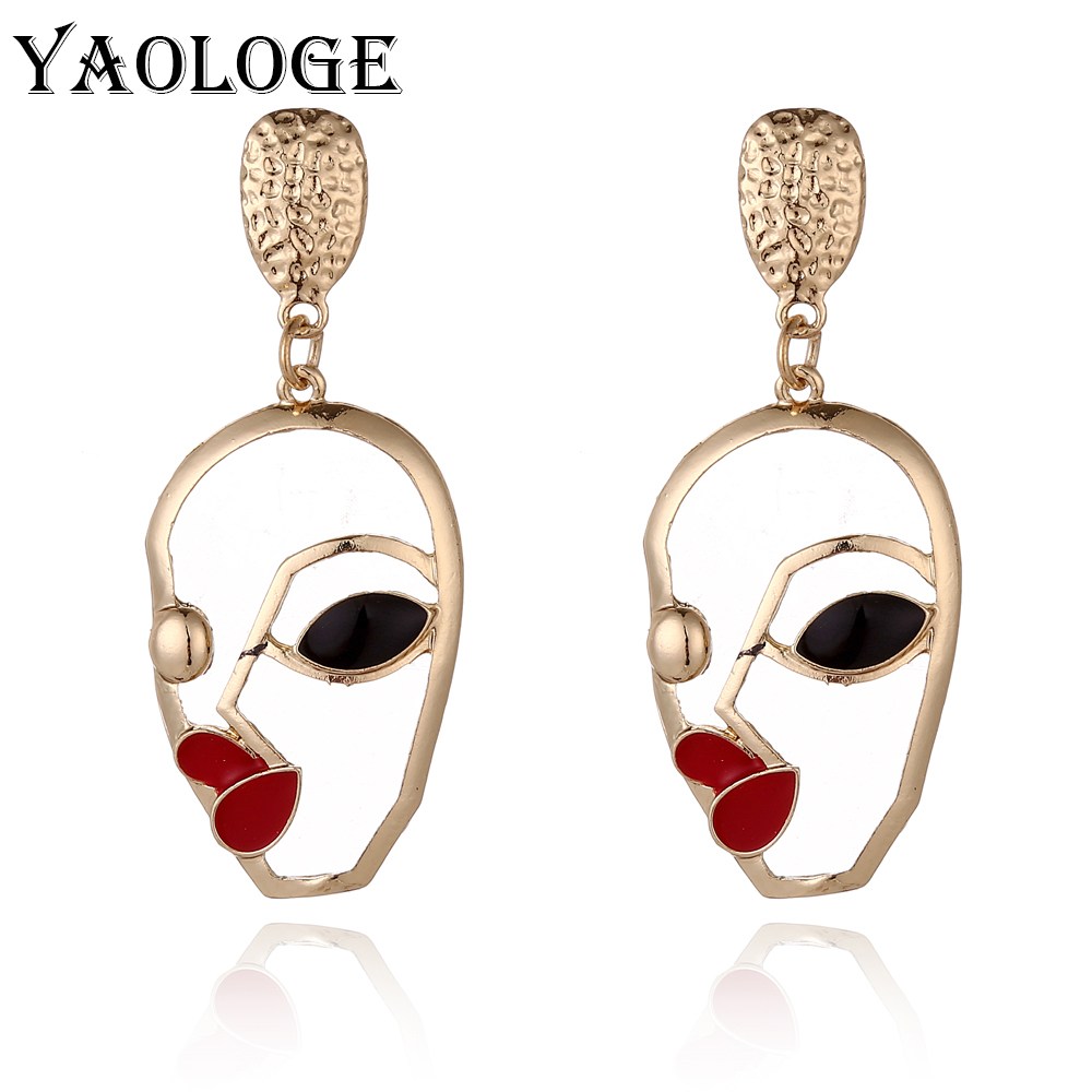 Yaologe 간단한 맞춤형 얼굴 중공 귀걸이 에나멜 레드 립 귀걸이 여성 성명서 쥬얼리 boucle doreille new abstract
