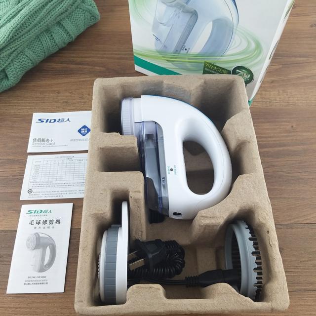 휴대용 옷 먼지 보플제거기 슈퍼맨의 제모기는 털옷의 다듬이질을 하여 털방울을 긁어서 차면 가정용 충전기가 망가지지 않도록 한다., 13 푸른 색《1》