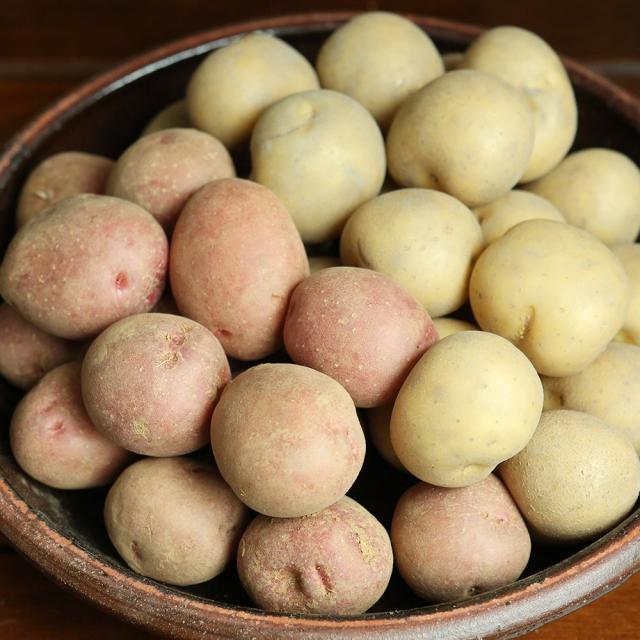 삼촌밥먹자 한정수량특가 20년 수확 조림용 감자 3kg 수미감자2kg+홍감자1kg 단품