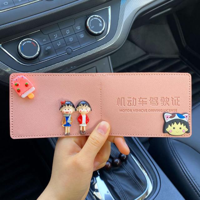 ＊ 993 、 염 993 、 면 회 망 빨 간 운전 면 허 는 여성 개성 창의 적 인 남자 운전 면허증 보호 세트 로 포 함 된 자동차 운전 2: 1 핑크 - 완 자