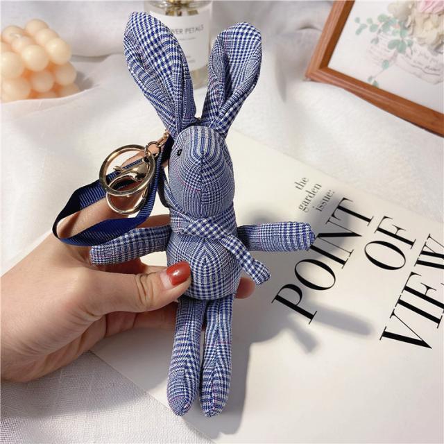 귀엽다 체크무늬 서다 자세 토끼 열쇠고리 귀엽다 헝<unk> 인형 마개 면가방 액세서리 반손 선물 액세서리, 청색