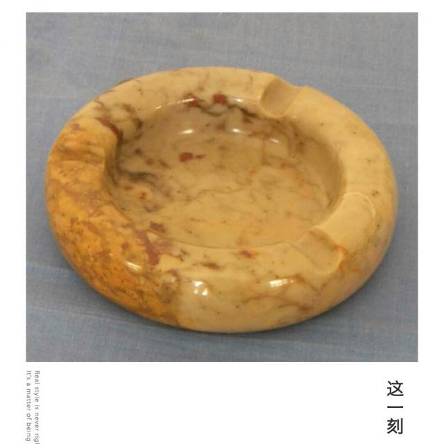 공장측에서 무늬 색깔의 대리석 재떨이를 대량으로 판매하다, 노랑, 황색, 10*10*3CM