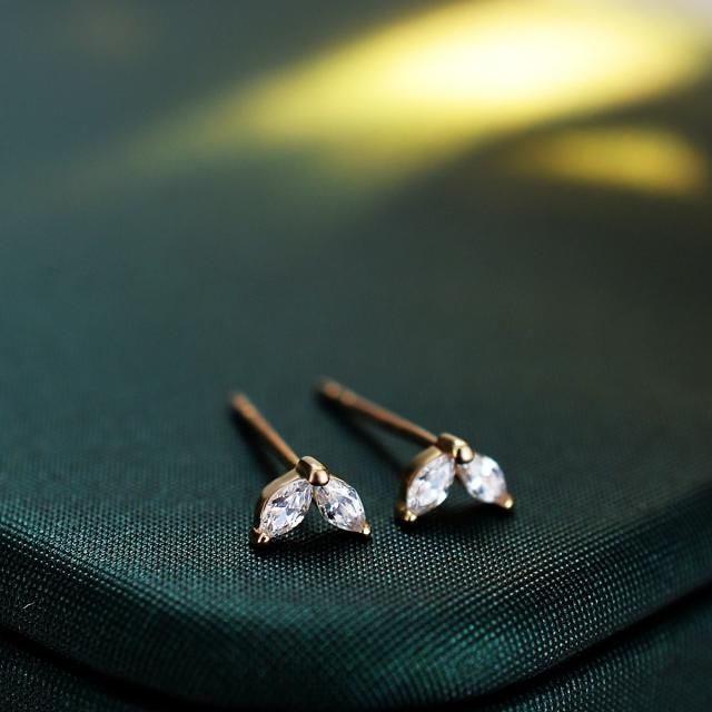 골드앤 14k 큐빅 나무 싹 귀여운 귀걸이