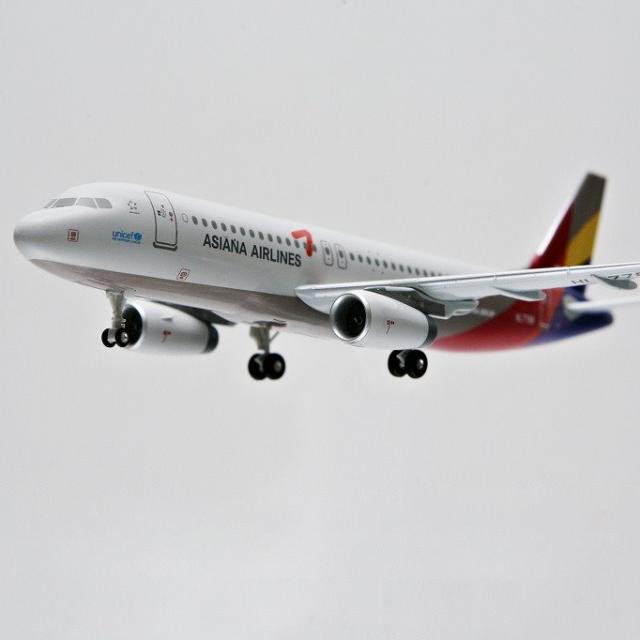 비행기모형 스카이월드 [호간200스케일] 아시아나항공모형 Asiana Airlines 아시아나항공 A320 HL7788 Unicef