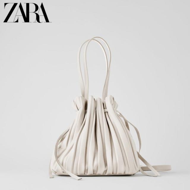 ZARA 자라 플리츠 미니 버킷백 화이트주름튜닉크로스