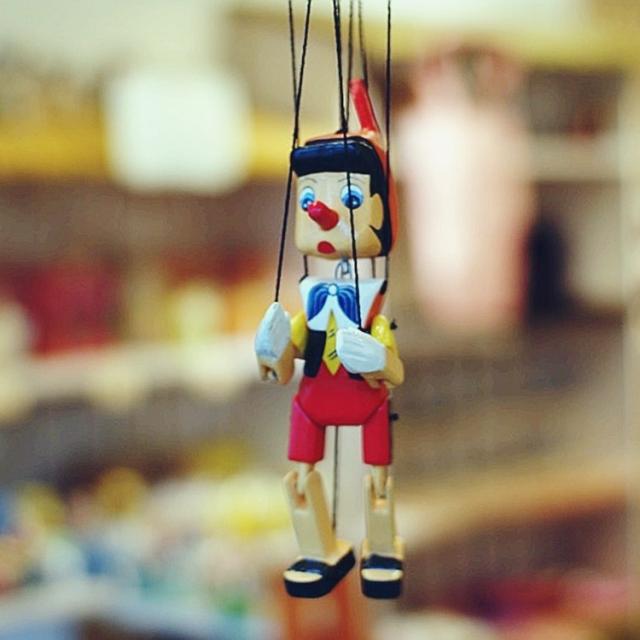 소품가게네 피노키오 인형 마리오네트 20cm 꼭두각시 장식 목각 발리 인테리어 소품 인형극 유치원