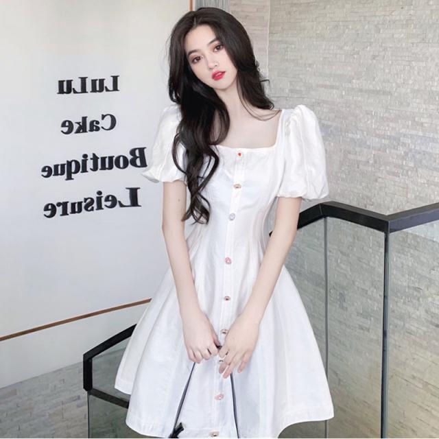 빈티지화이트원피스 첫사랑 부드러운 초콜렛색 본래의 가벼운 풍습 와이드 루즈핏 여승무원 스퀘어넥 슬림핏 2815681850