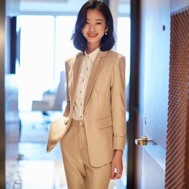 여성양복 Feb.08 422번 헵번 라이트 윙 프로페셔널 슈트 코트 여자 가을 패션 어언 누님 느낌 작은 슈트투피스Z
