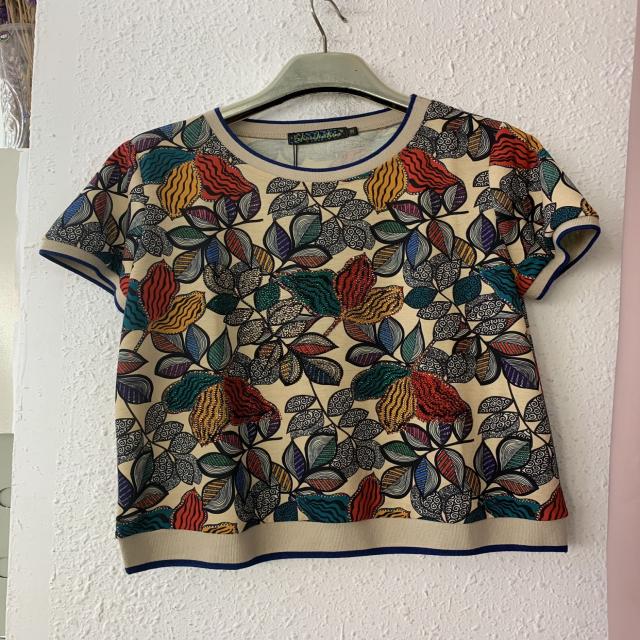 바닐라머니 여름빅사이즈티 고상한 자태가 아름다운 경치를 감상하다 산호 반팔 티셔츠 여성 프린트 와이드 루즈핏 94036