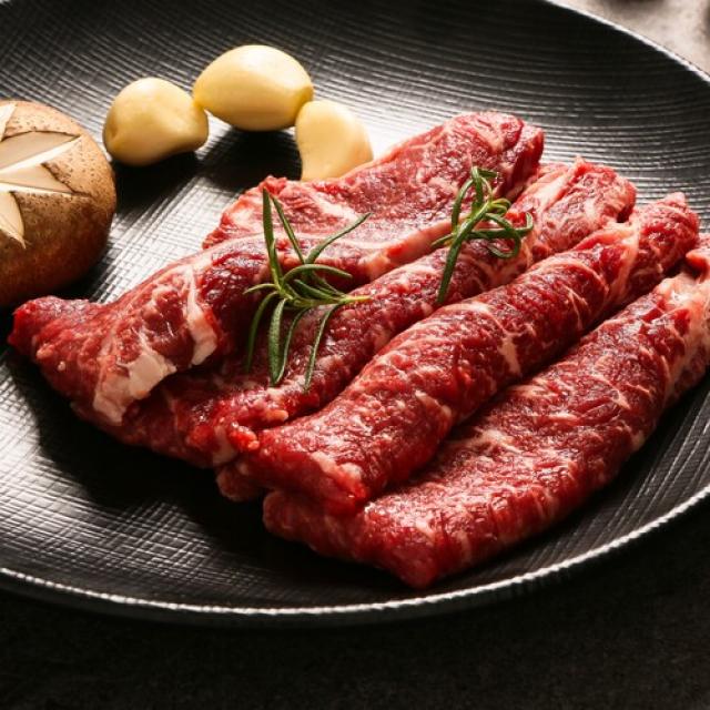 채끝 600g 국내산 소고기 육우 스테이크 슬라이스 캠핑 홈파티 바베큐 숯불구이 우마왕, 육우 1등급 부채살200g
