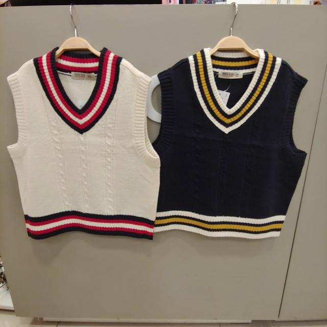 오후 부평점 50%할인중#깔끔함을 연출할수 있는 세련된 컬러 니트 공용 베스트