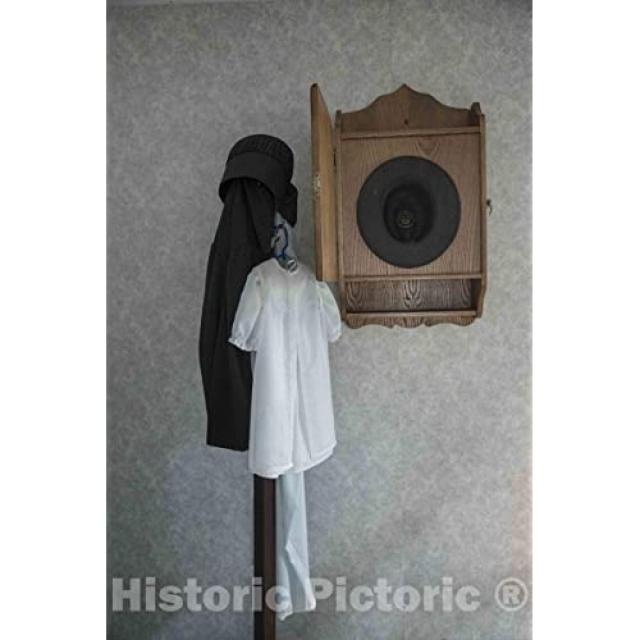 EOM 사진-격납고와 모자 블록 형태는 오하이오 중부 월넛 크릭 근처에서 1983 년에 방문객을 받기 시작한 정통 아 [16in x 24in] - E034008HHPMZJ17, 16in x 24in