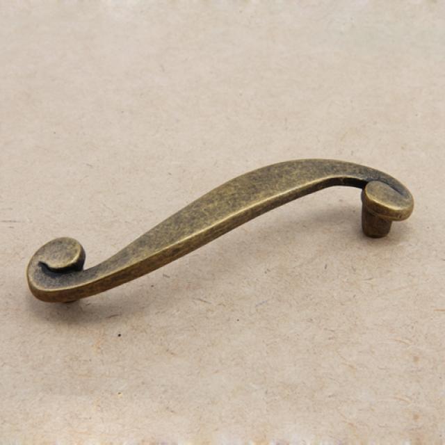 하늬바람 가구손잡이 중 (96mm-앤틱골드), 50mm(5.0cm)