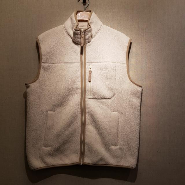 플리스 덤플 보아 집업 조끼 이정도는 되야 인싸템입니다